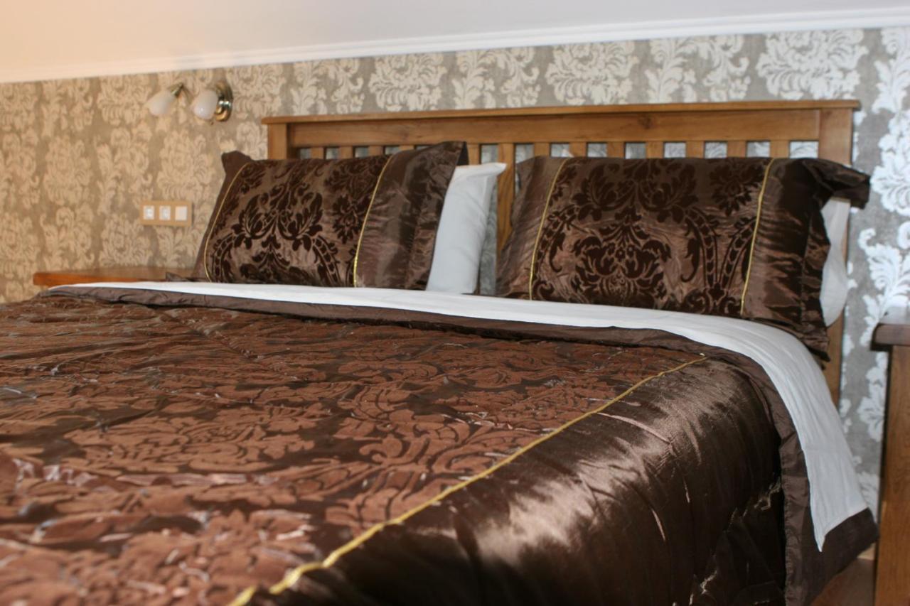 Bed and Breakfast Millenium House 1 Jezerce Exteriér fotografie